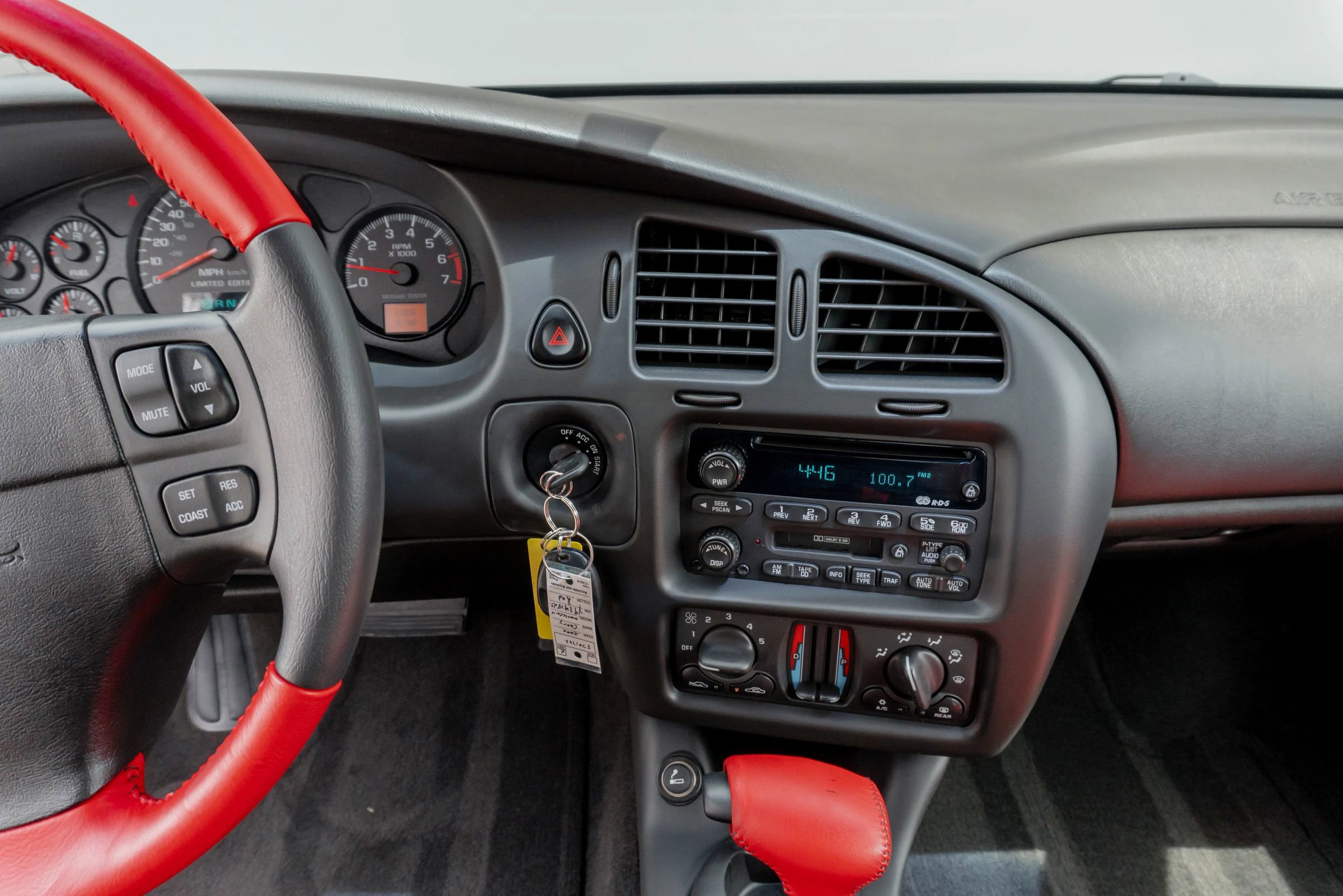 Used 2000 Chevrolet Monte Carlo SS FWD image 15