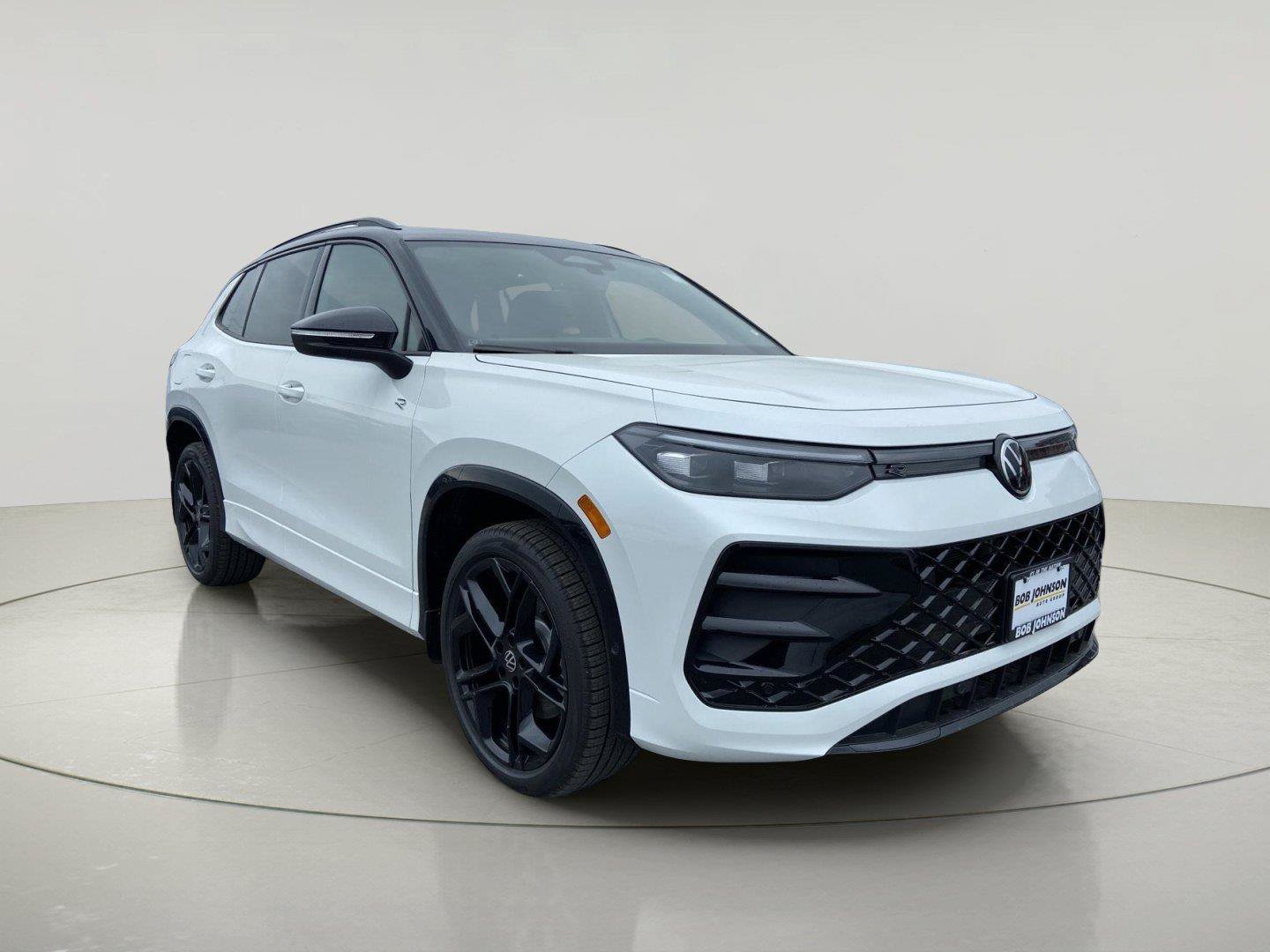 New 2026 Volkswagen Tiguan SE R-Line