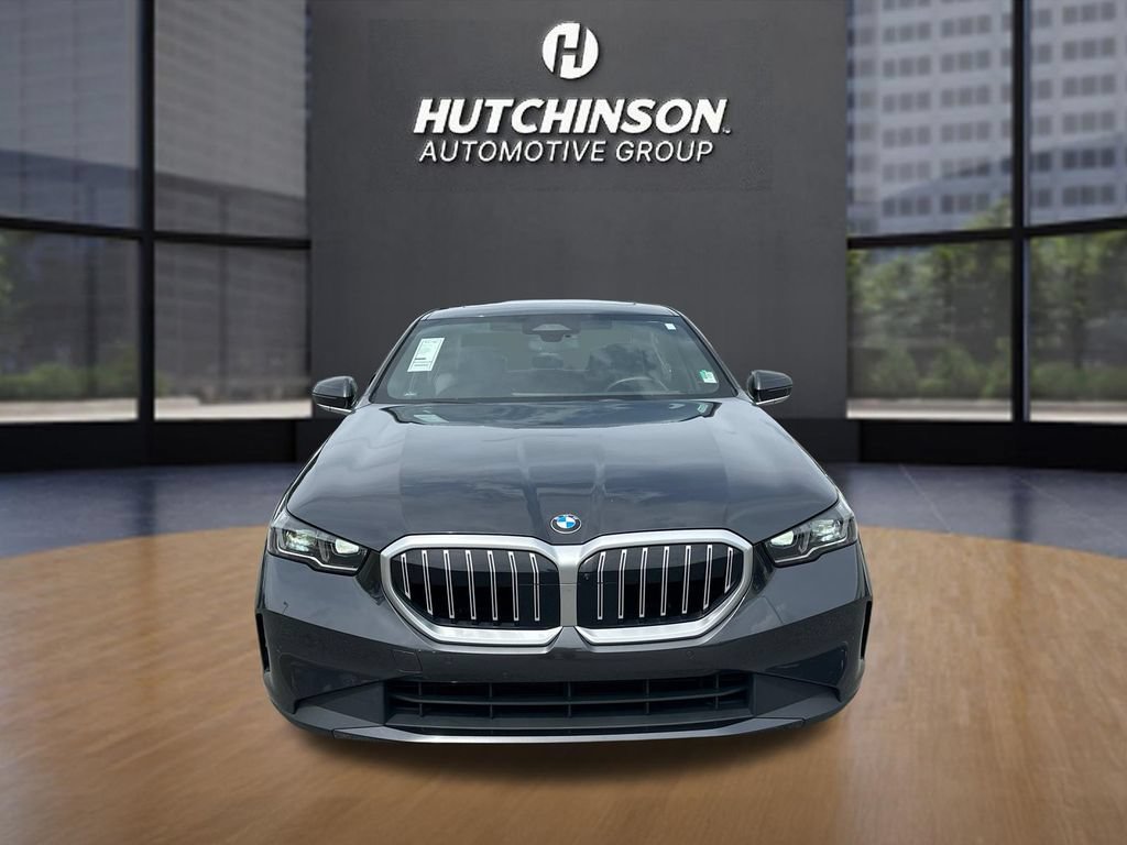 Used 2025 BMW 530i RWD video 2