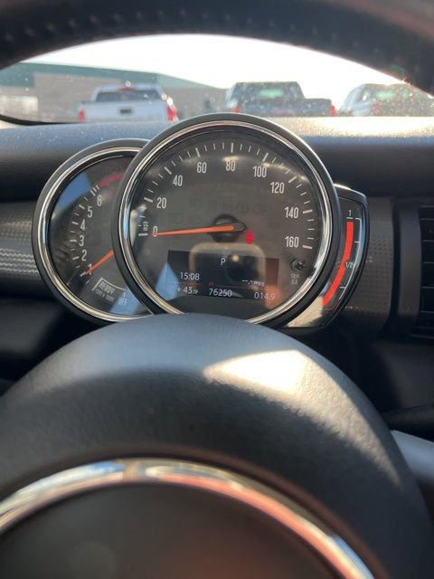 Used 2019 MINI Cooper 2-Door Hardtop image 33