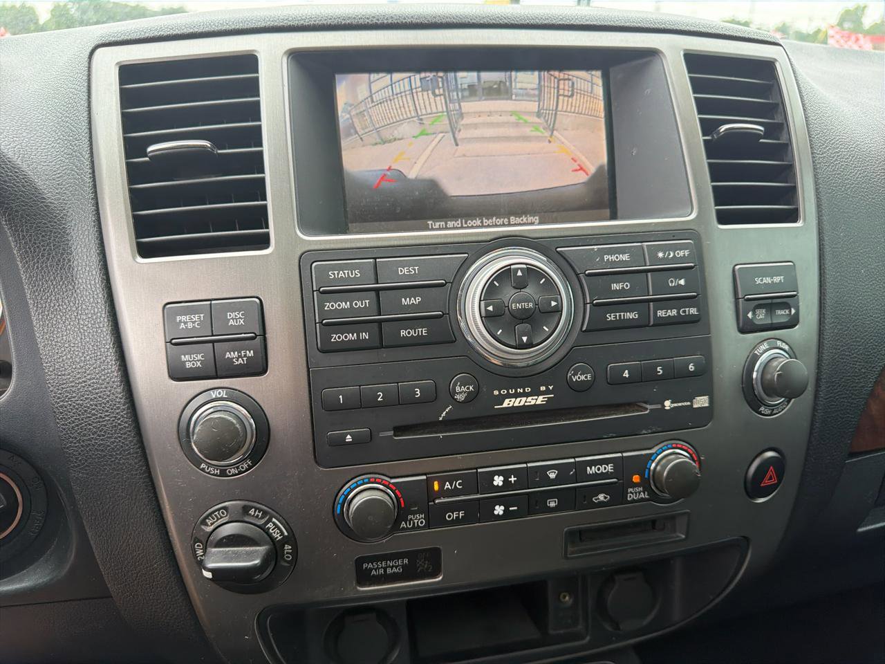 Used 2011 Nissan Armada Platinum w/ 2nd Row Captain Seat Pkg AWD/4WD image 15