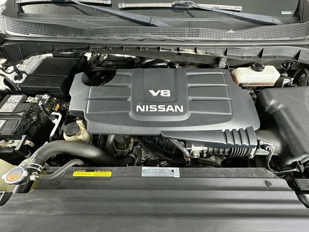 Used 2017 Nissan Titan SV AWD/4WD image 30