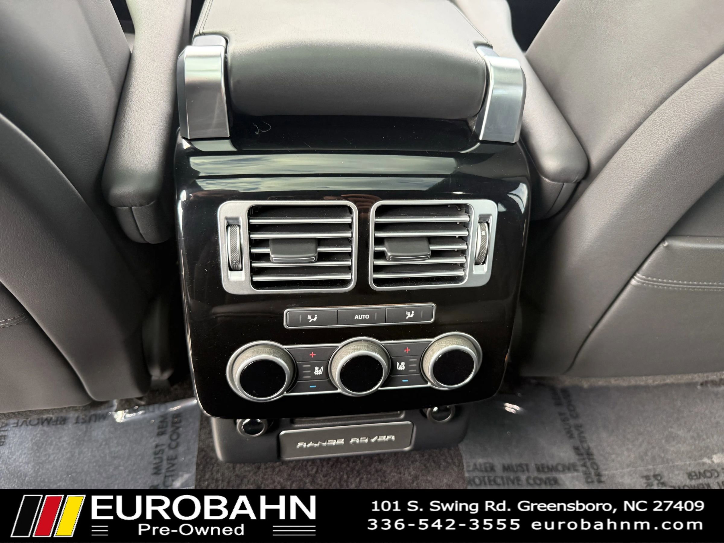 Used 2017 Land Rover Range Rover HSE AWD/4WD image 30