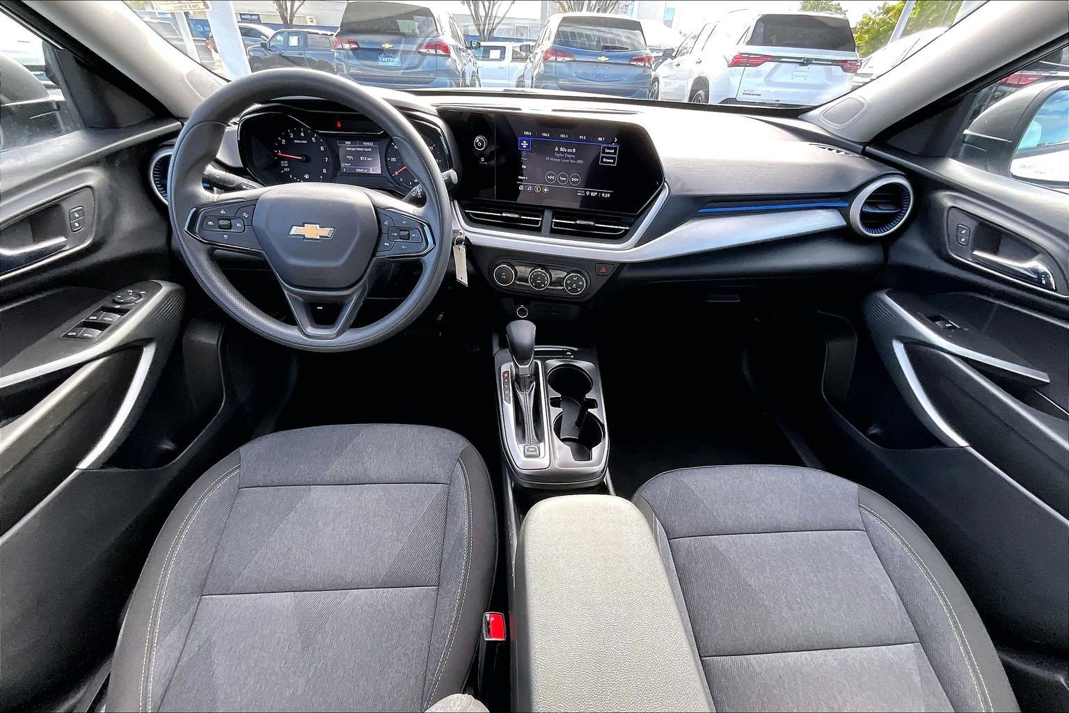 Certified 2024 Chevrolet Trax LS FWD image 12