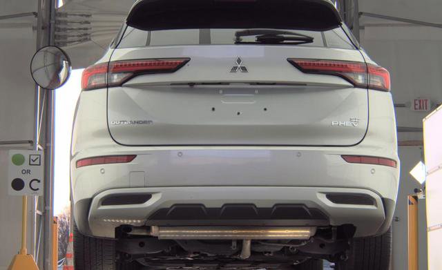 Used 2024 Mitsubishi Outlander SE image 8