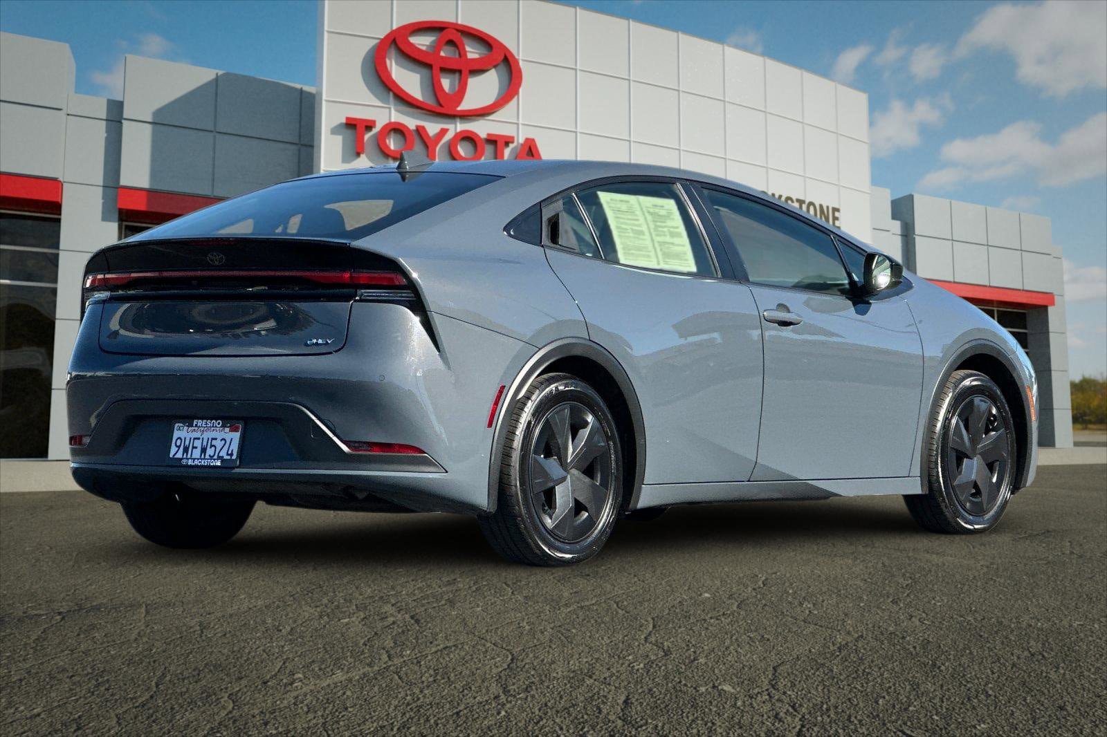 Certified 2024 Toyota Prius LE FWD image 3