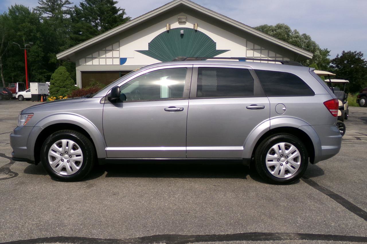 Used 2016 Dodge Journey SE w/ Flexible Seating Group FWD image 2