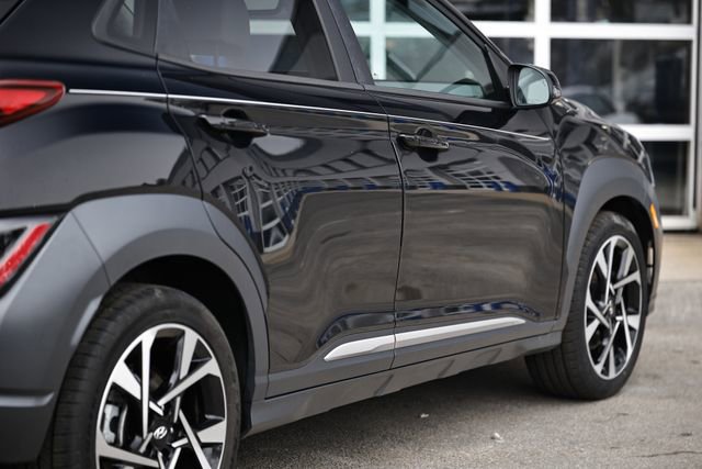 Used 2023 Hyundai Kona Limited image 8