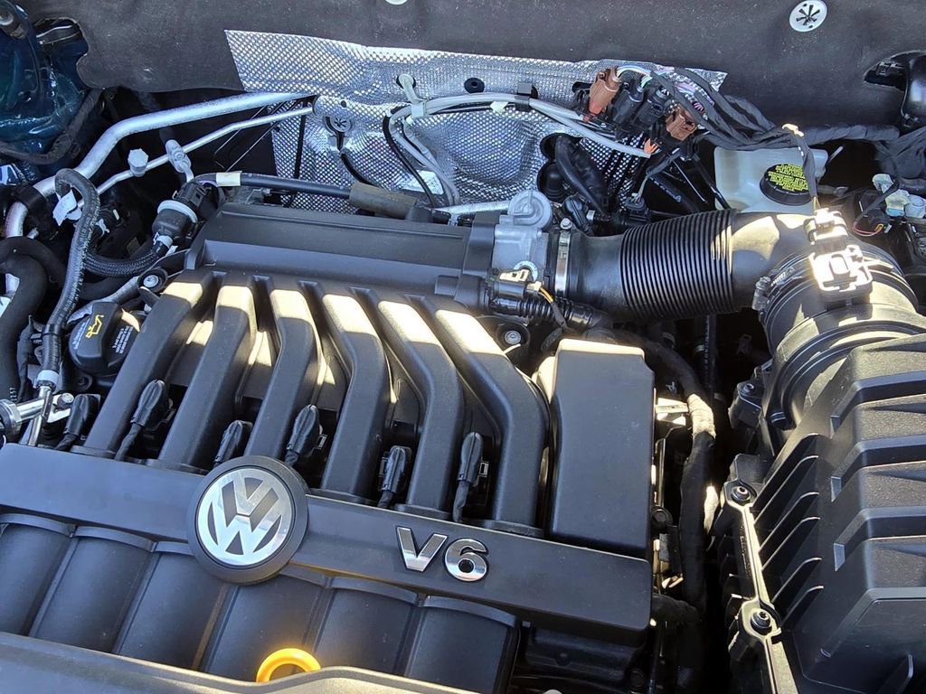 Used 2023 Volkswagen Atlas SE w/ Panoramic Sunroof Package image 9