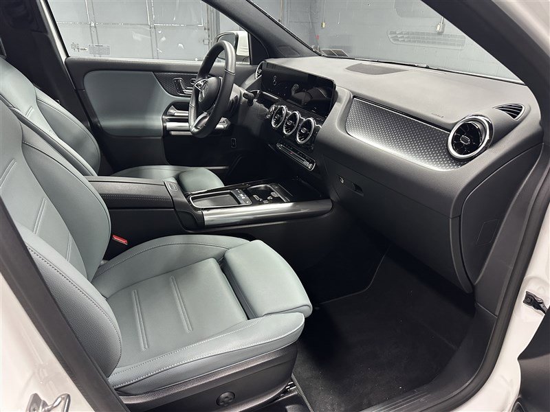 Used 2026 Mercedes-Benz GLA 250 4MATIC image 11