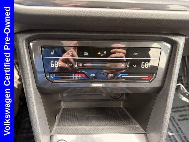 Used 2023 Volkswagen Tiguan SE w/ Panoramic Sunroof Package AWD/4WD image 28