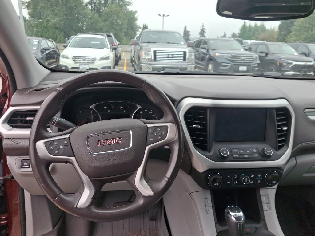 Used 2017 GMC Acadia SLT AWD/4WD image 13