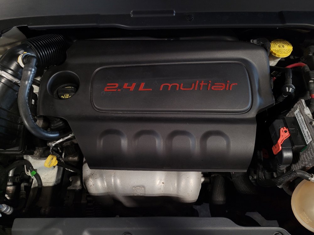 Used 2018 Jeep Compass Latitude AWD/4WD image 30
