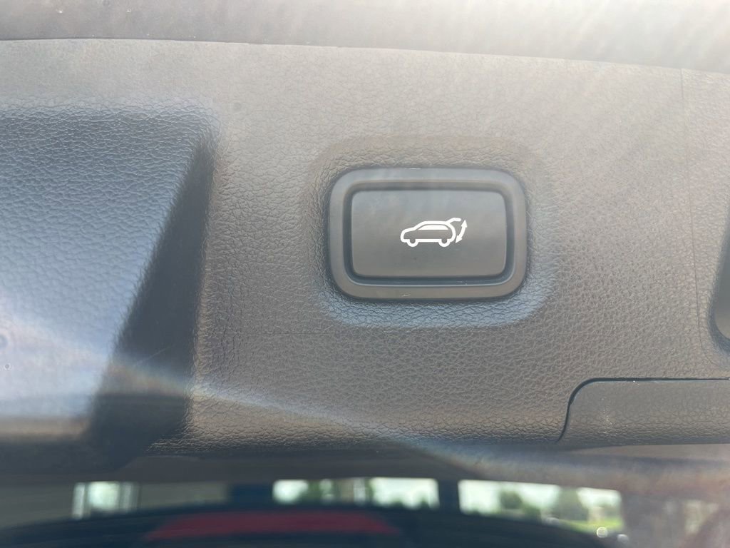Used 2023 Hyundai Santa Fe Limited AWD/4WD image 15