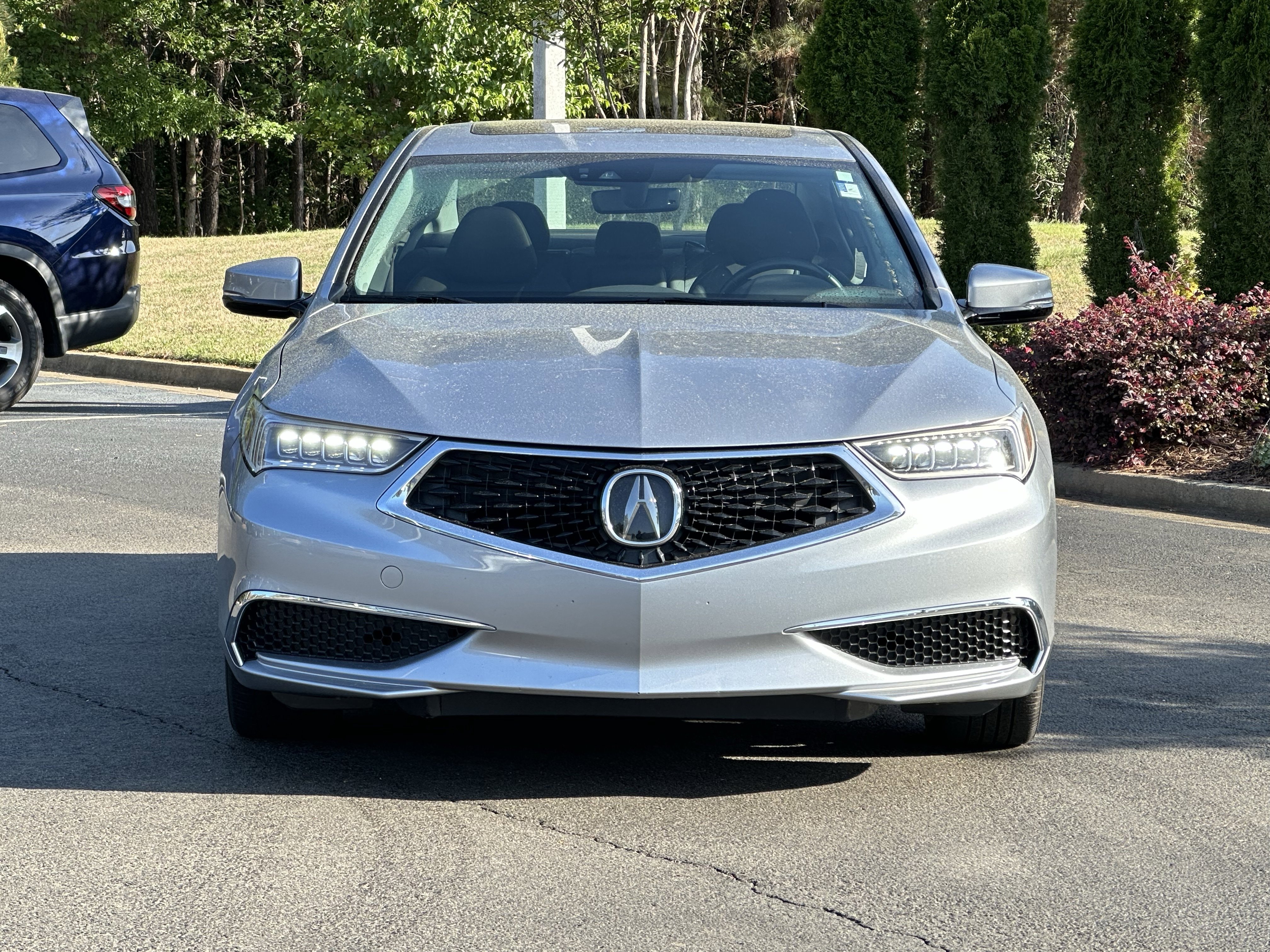 Used 2018 Acura TLX w/ Technology Package FWD image 3