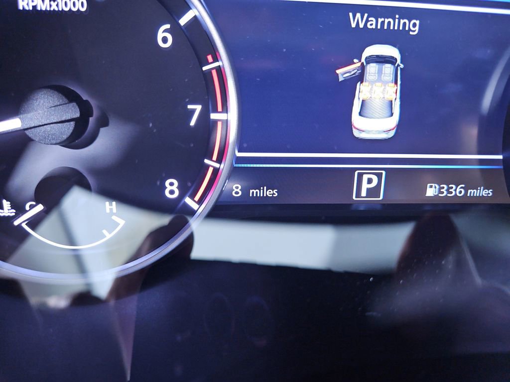 New 2025 Nissan Sentra SR w/ Midnight Edition image 17