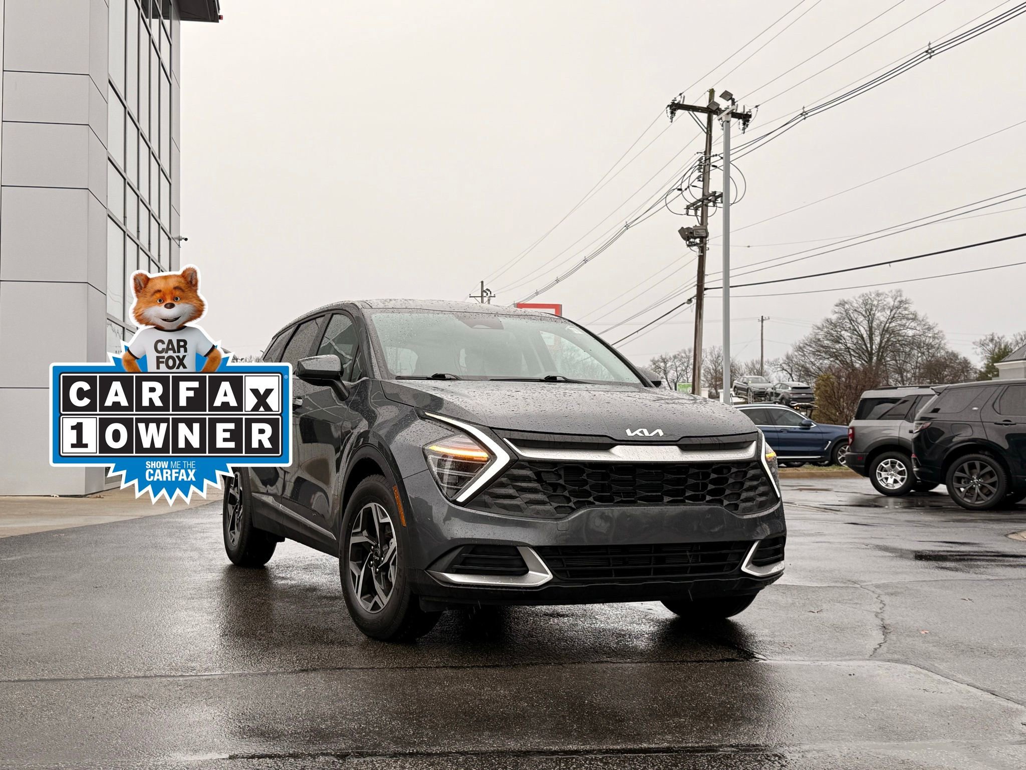 Used 2024 Kia Sportage LX image 1
