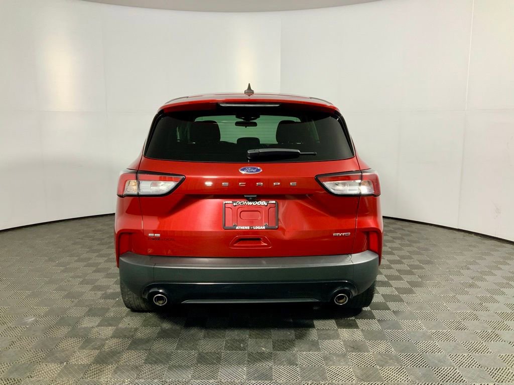 Used 2021 Ford Escape SE w/ SE Sport Appearance Package AWD/4WD image 15