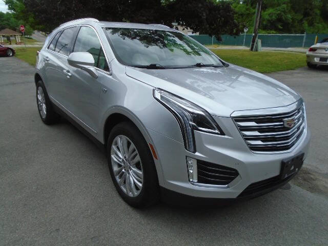 Used 2017 Cadillac XT5 Premium Luxury AWD/4WD image 3