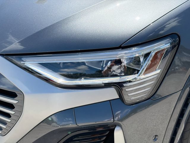 Used 2024 Audi SQ8 e-tron Premium Plus AWD/4WD image 9