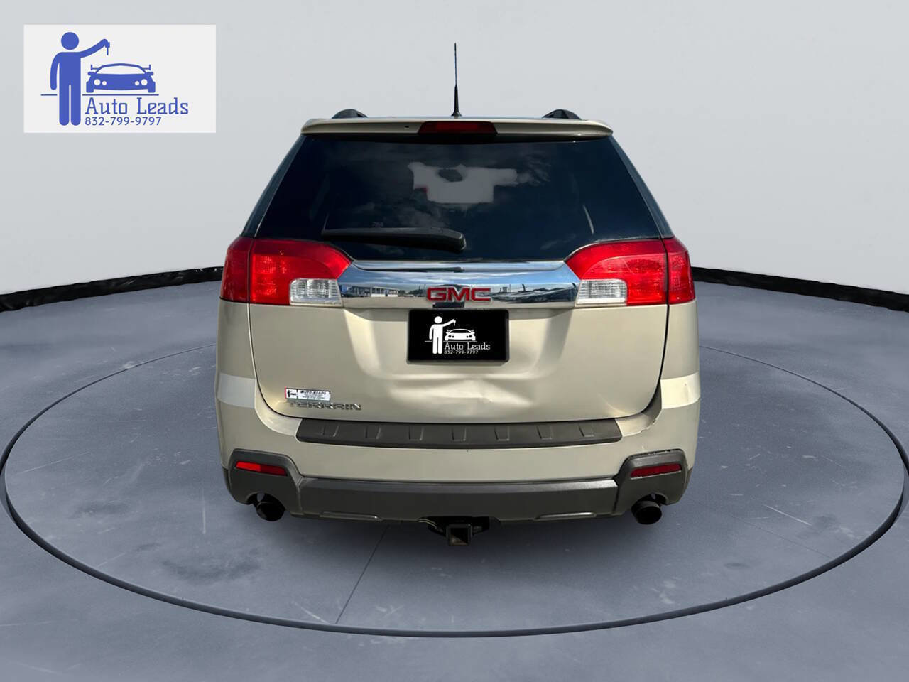 Used 2010 GMC Terrain SLE image 8