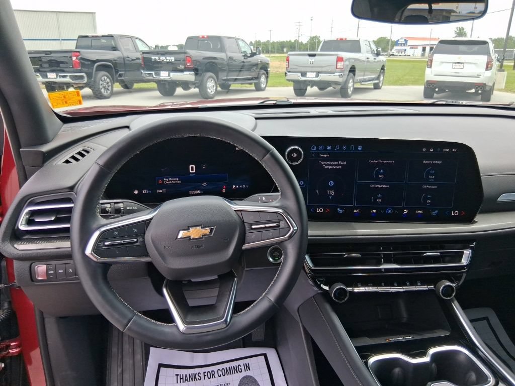 Used 2024 Chevrolet Traverse LT AWD/4WD image 16