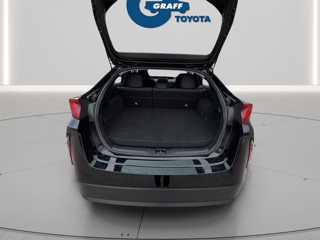 Used 2021 Toyota Prius Prime LE image 16