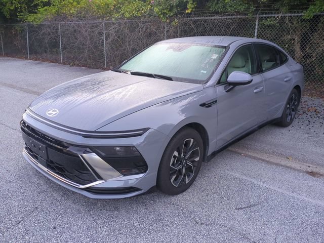 Used 2024 Hyundai Sonata SEL FWD image 2