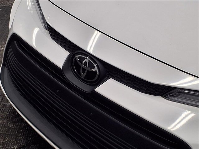 Used 2023 Toyota Corolla LE image 27