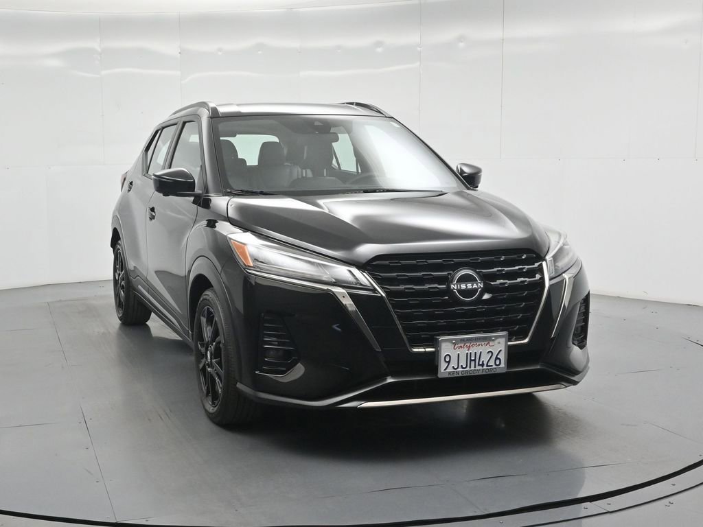 Used 2023 Nissan Kicks SR w/ SR Premium Package image 22