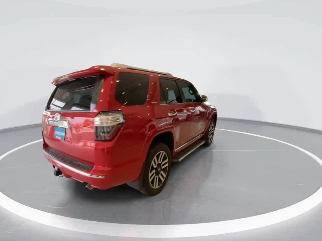 Used 2022 Toyota 4Runner Limited AWD/4WD image 8