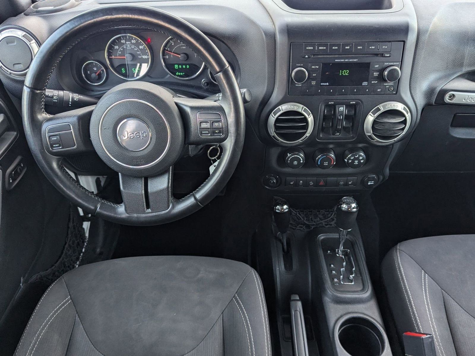 Used 2017 Jeep Wrangler Unlimited Sahara image 23