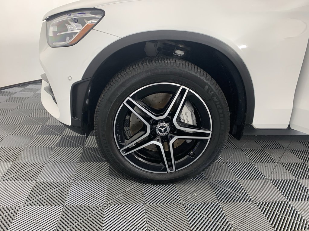 Used 2022 Mercedes-Benz GLC 300 4MATIC image 12