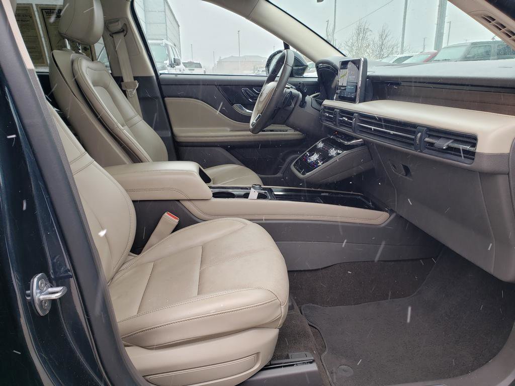 Used 2021 Lincoln Corsair Reserve w/ Elements Package image 25
