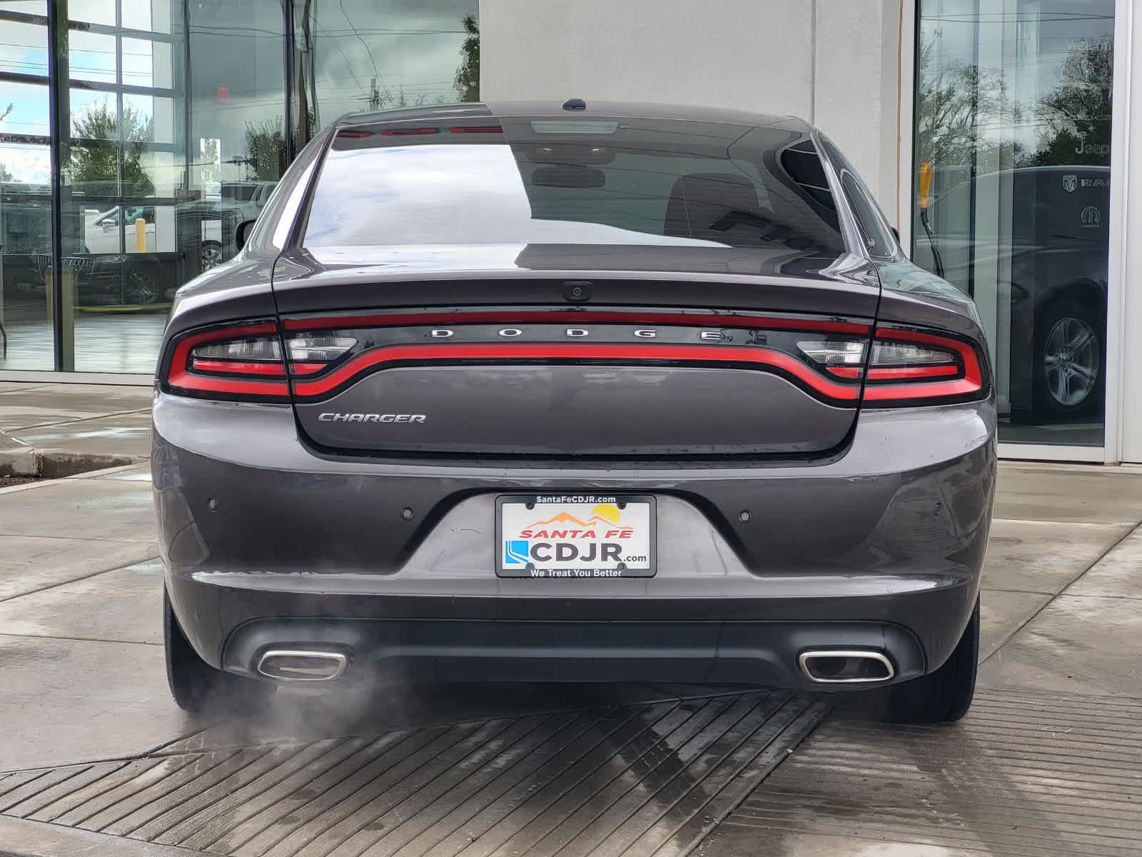 Used 2022 Dodge Charger SXT RWD image 6