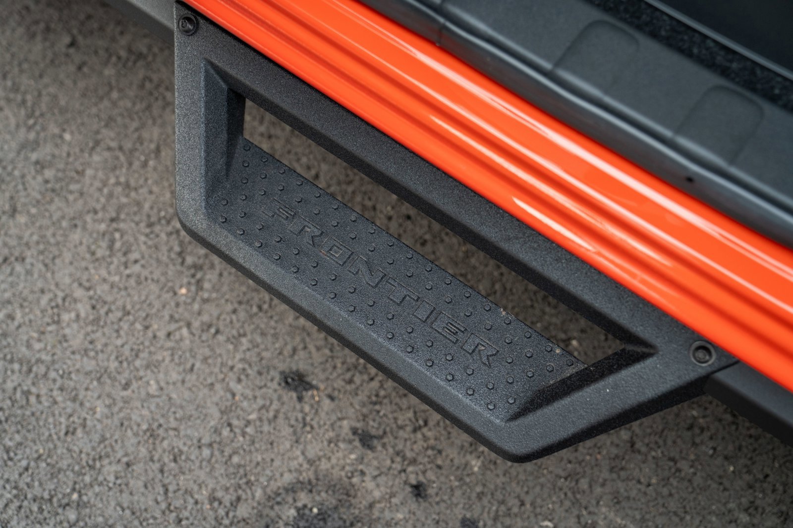 Used 2025 Nissan Frontier PRO-4X image 11