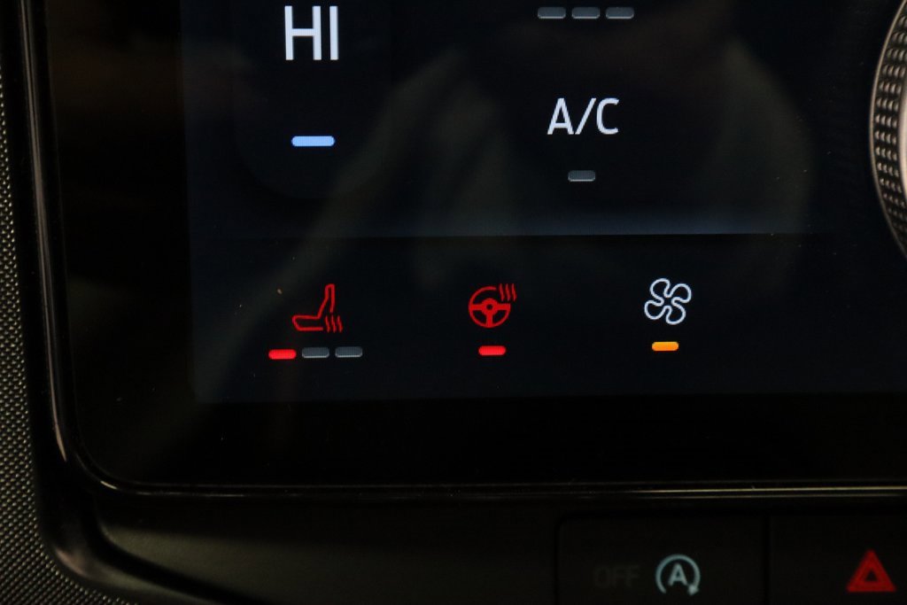 Certified 2022 Ford Expedition Platinum image 32