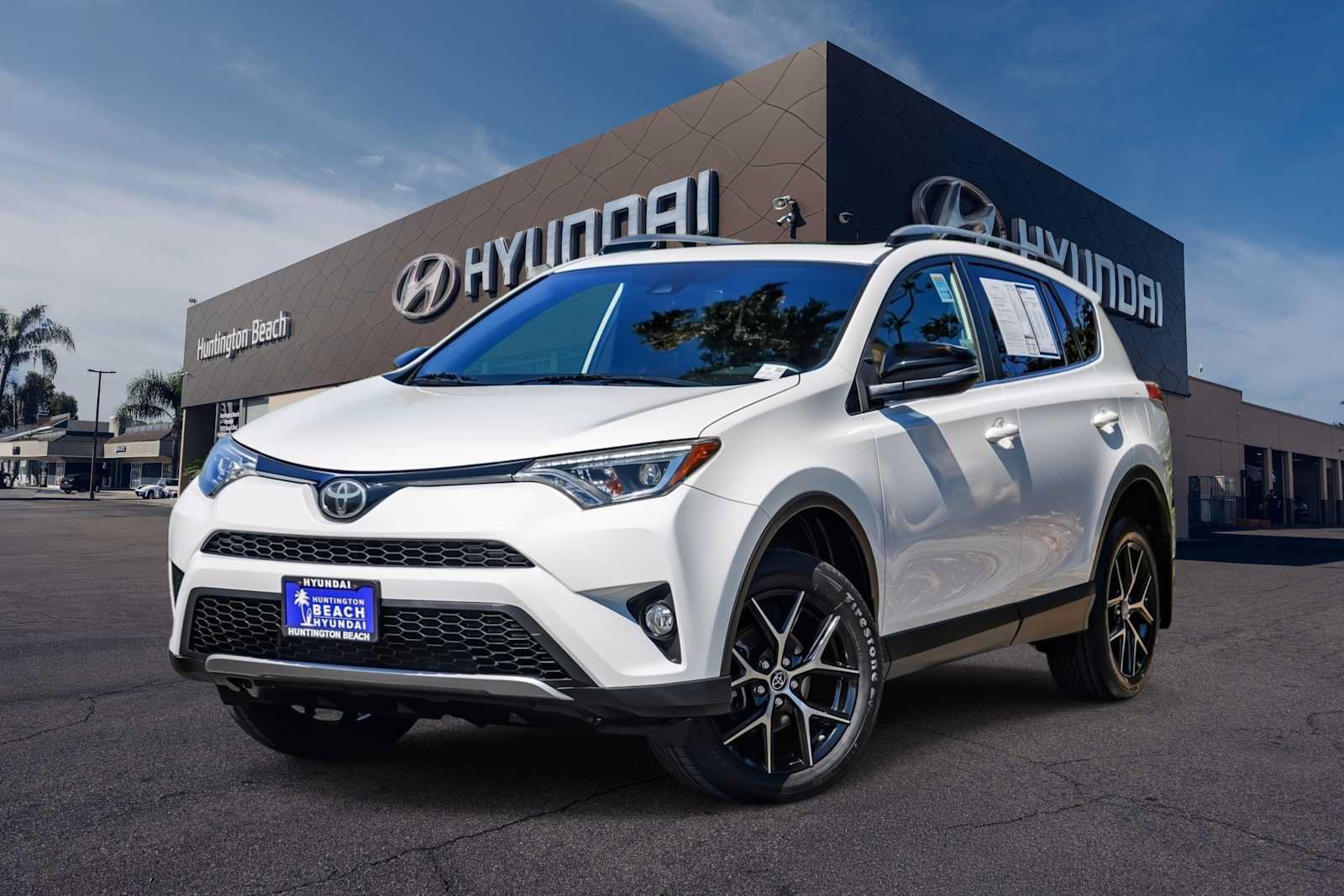 Used 2018 Toyota RAV4 SE w/ Power Extra Value Package