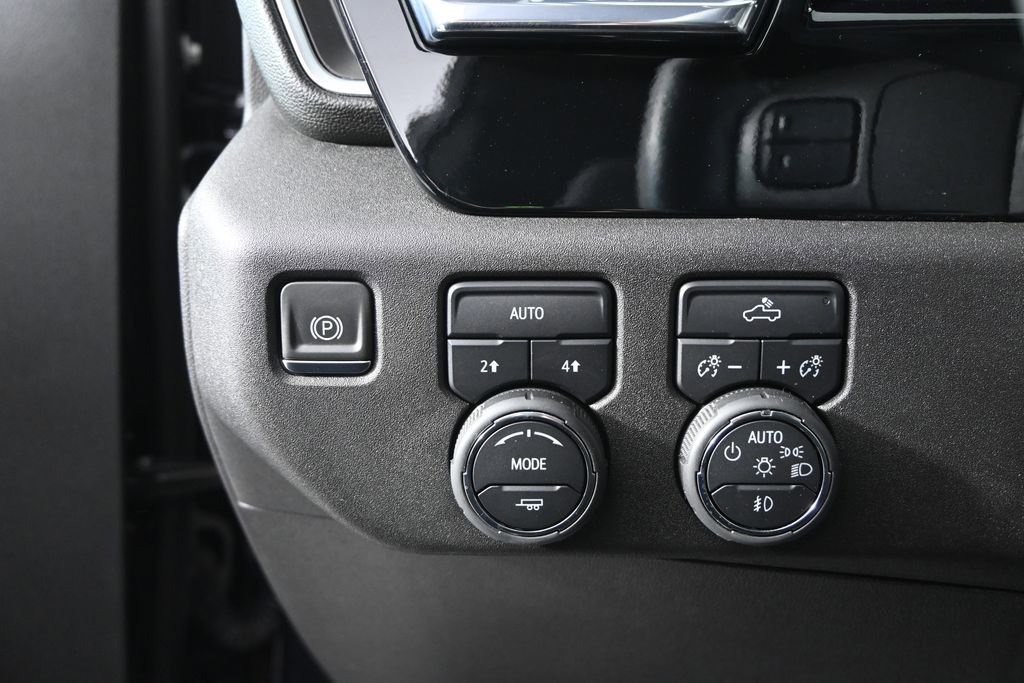 Used 2024 Chevrolet Silverado 1500 RST image 23