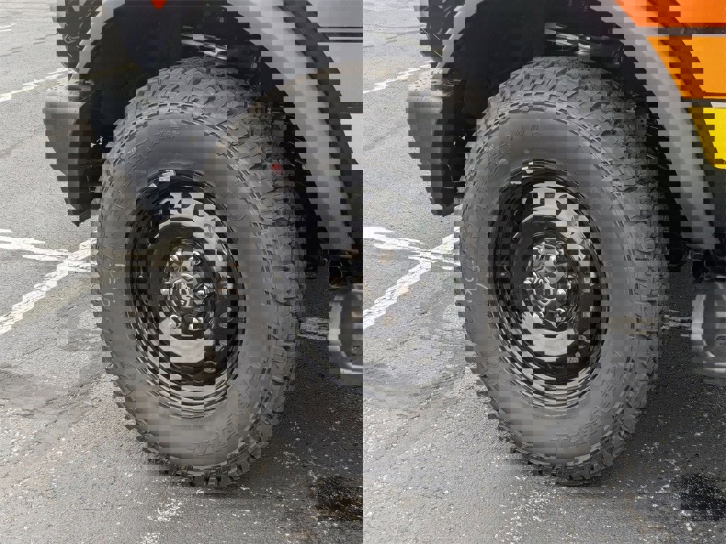 New 2025 Ford Bronco Big Bend w/ Free Wheeling Package image 24