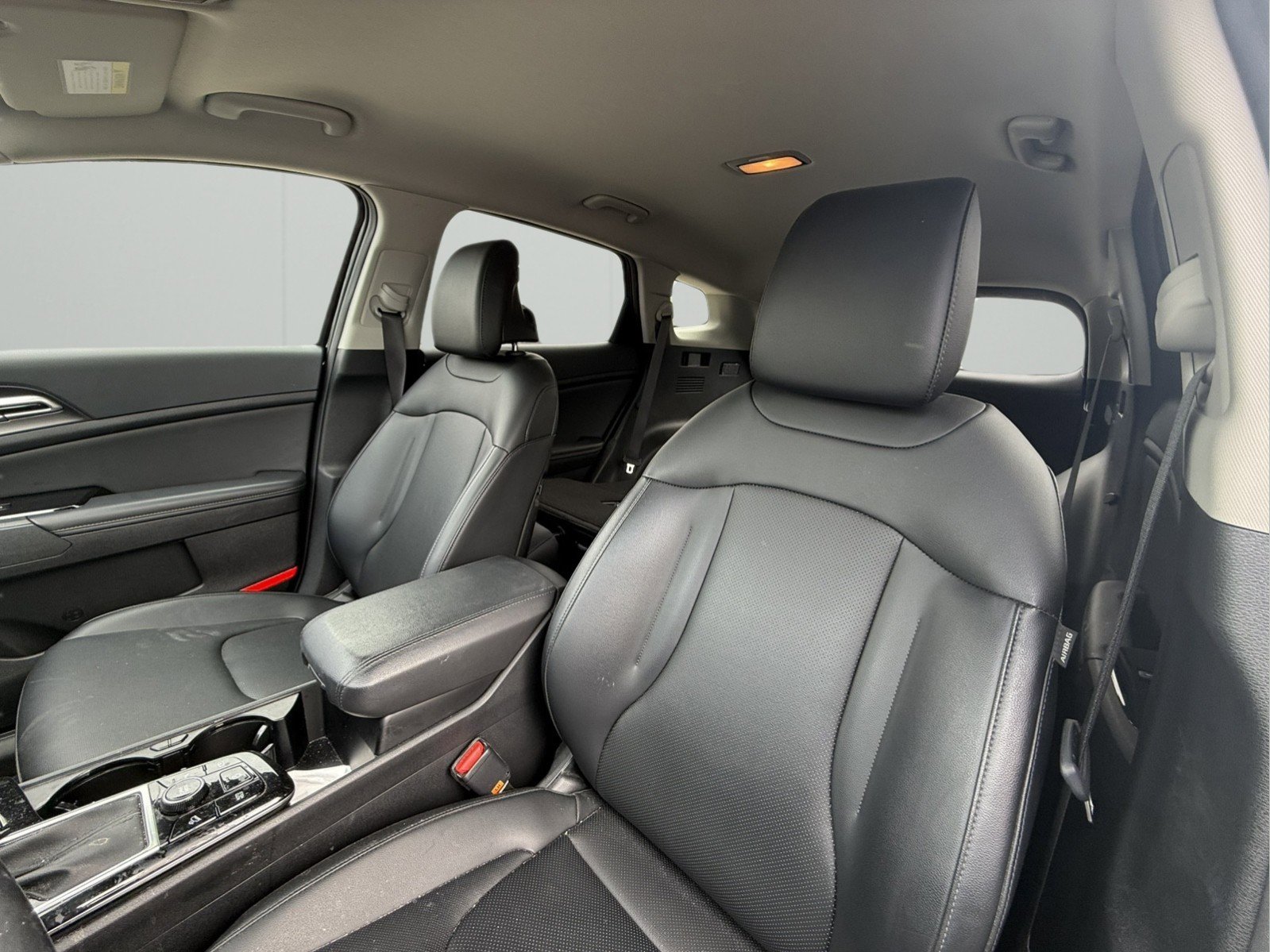Used 2024 Kia Sportage EX FWD image 10