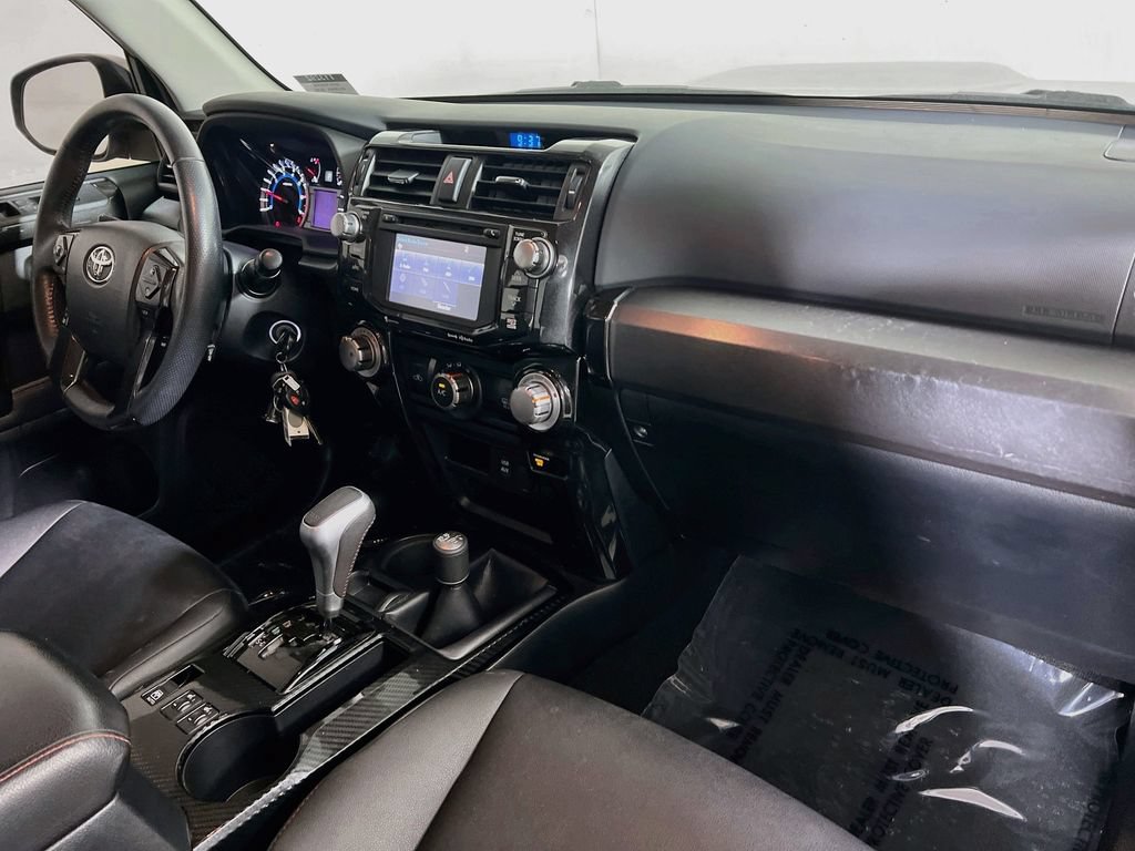 Certified 2019 Toyota 4Runner TRD Off-Road Premium AWD/4WD image 25