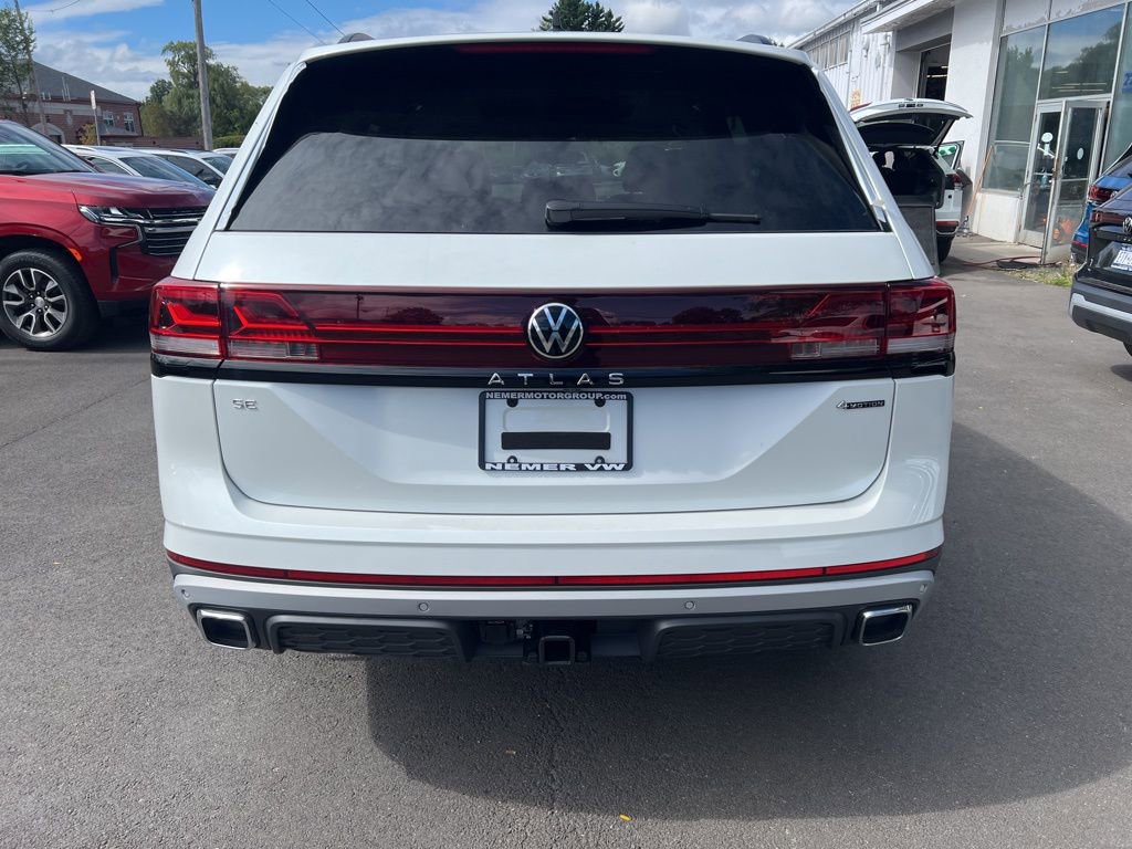 New 2026 Volkswagen Atlas Peak Edition image 7