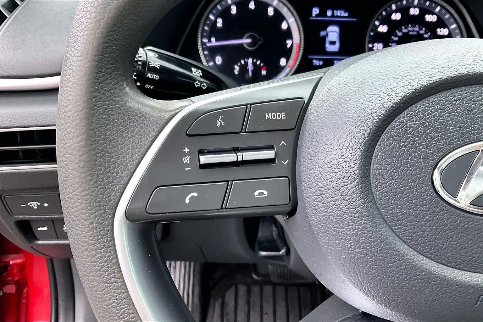 Used 2023 Hyundai Sonata SE w/ Preferred Accessory Package FWD image 22