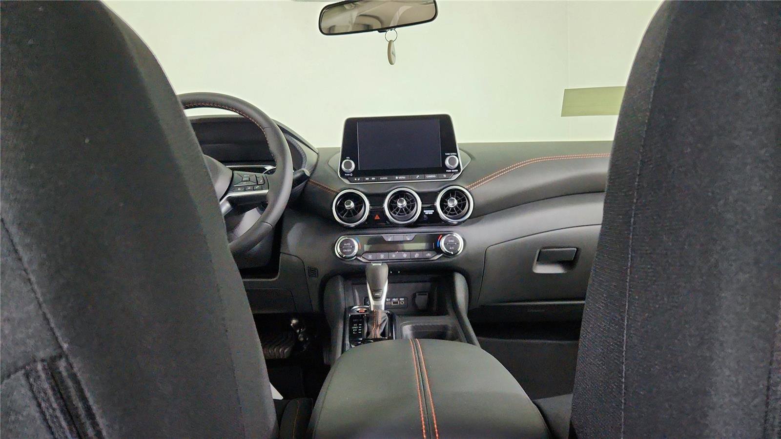 New 2025 Nissan Sentra SR image 19