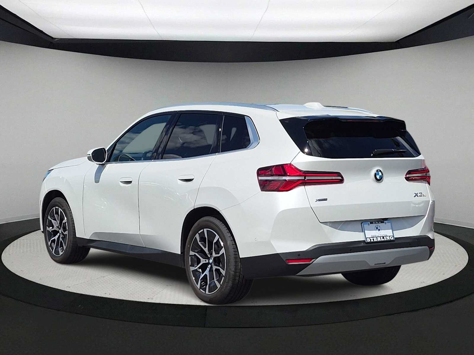Used 2026 BMW X3 xDrive30i w/ Convenience Package AWD/4WD image 6