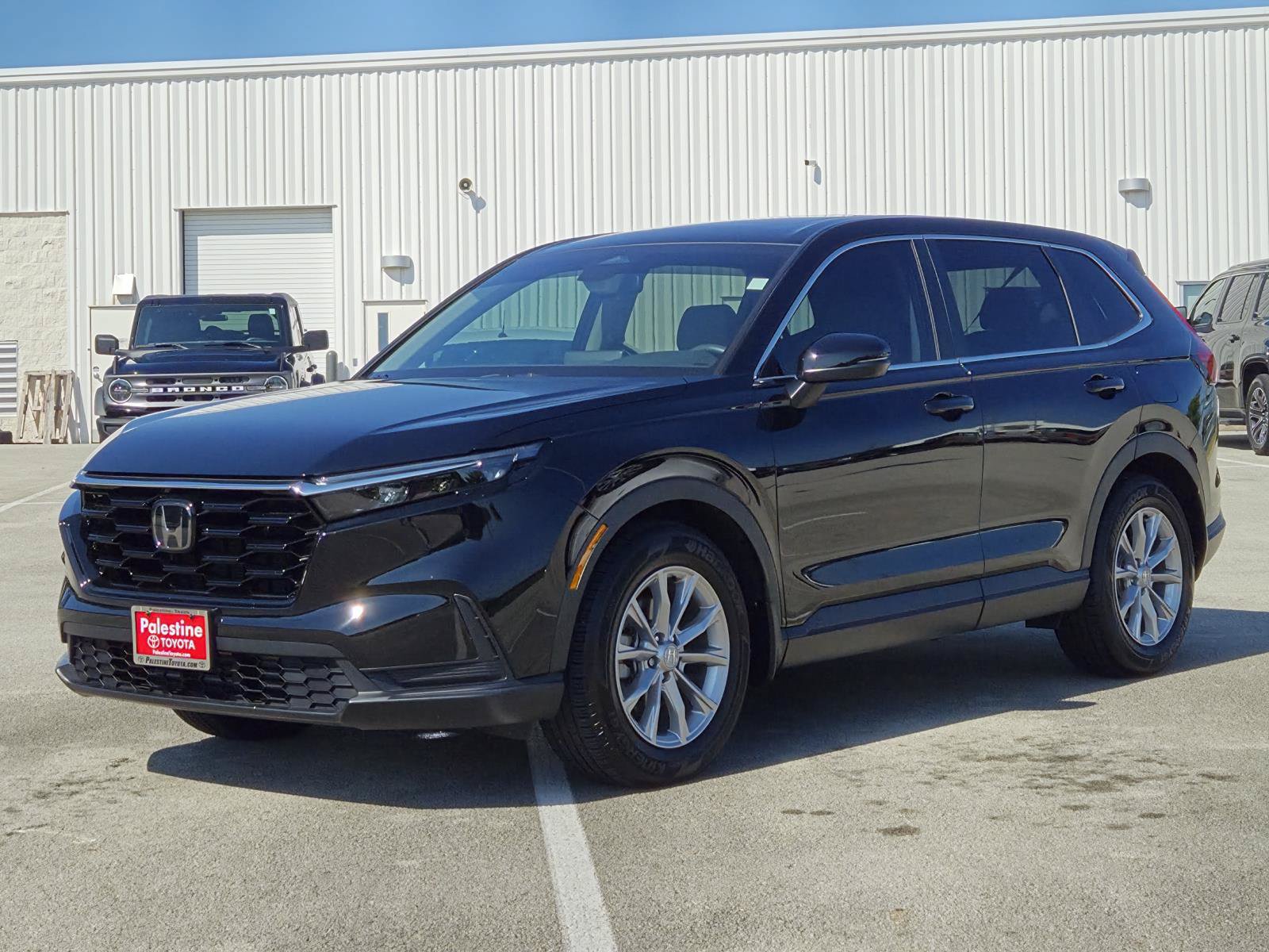 Used 2025 Honda CR-V EX image 3