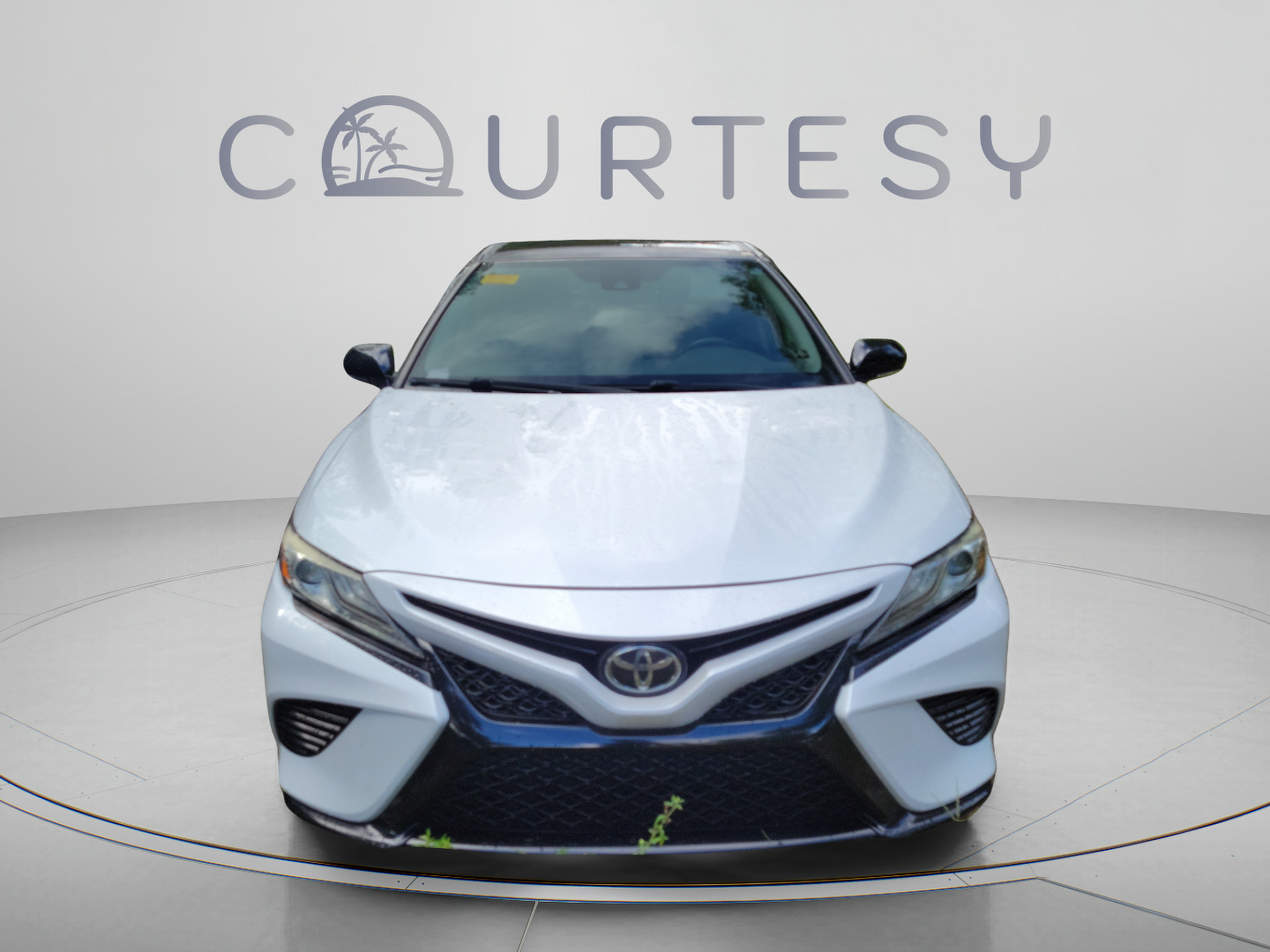 Used 2019 Toyota Camry XSE FWD image 29