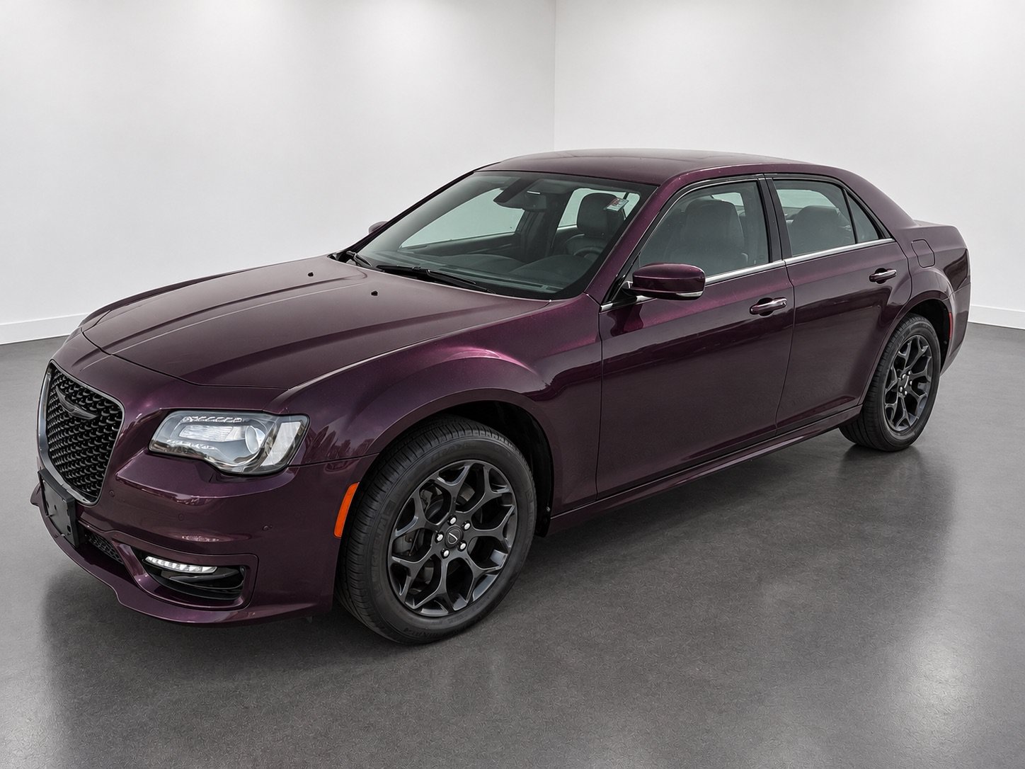 Used 2021 Chrysler 300 Touring L AWD/4WD image 3