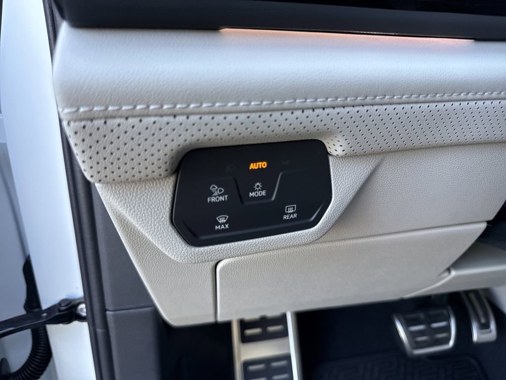 New 2026 Volkswagen Atlas SEL Premium R-Line image 22